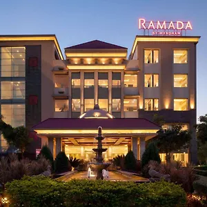Hotel Ramada By Wyndham Varanasi Katesar