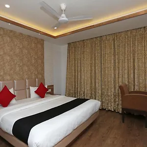 Yelchiko Hotel